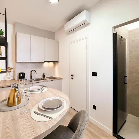 Amoremore - Brand New, Modern And Luxury In Apartment