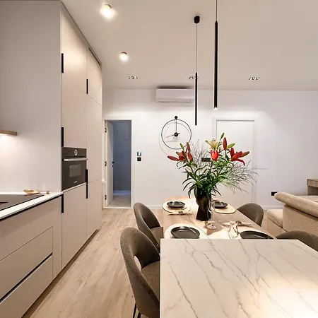 Apartament Amoremore - Brand New, Modern And Luxury In *